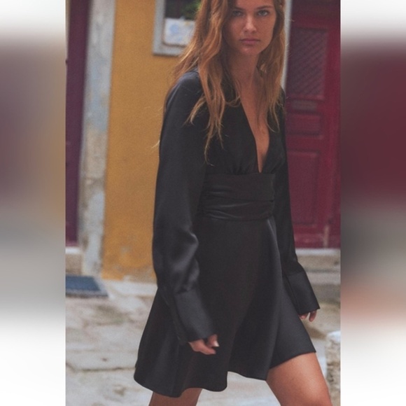 Zara Satin Effect Mini Dress - Picture 2 of 7